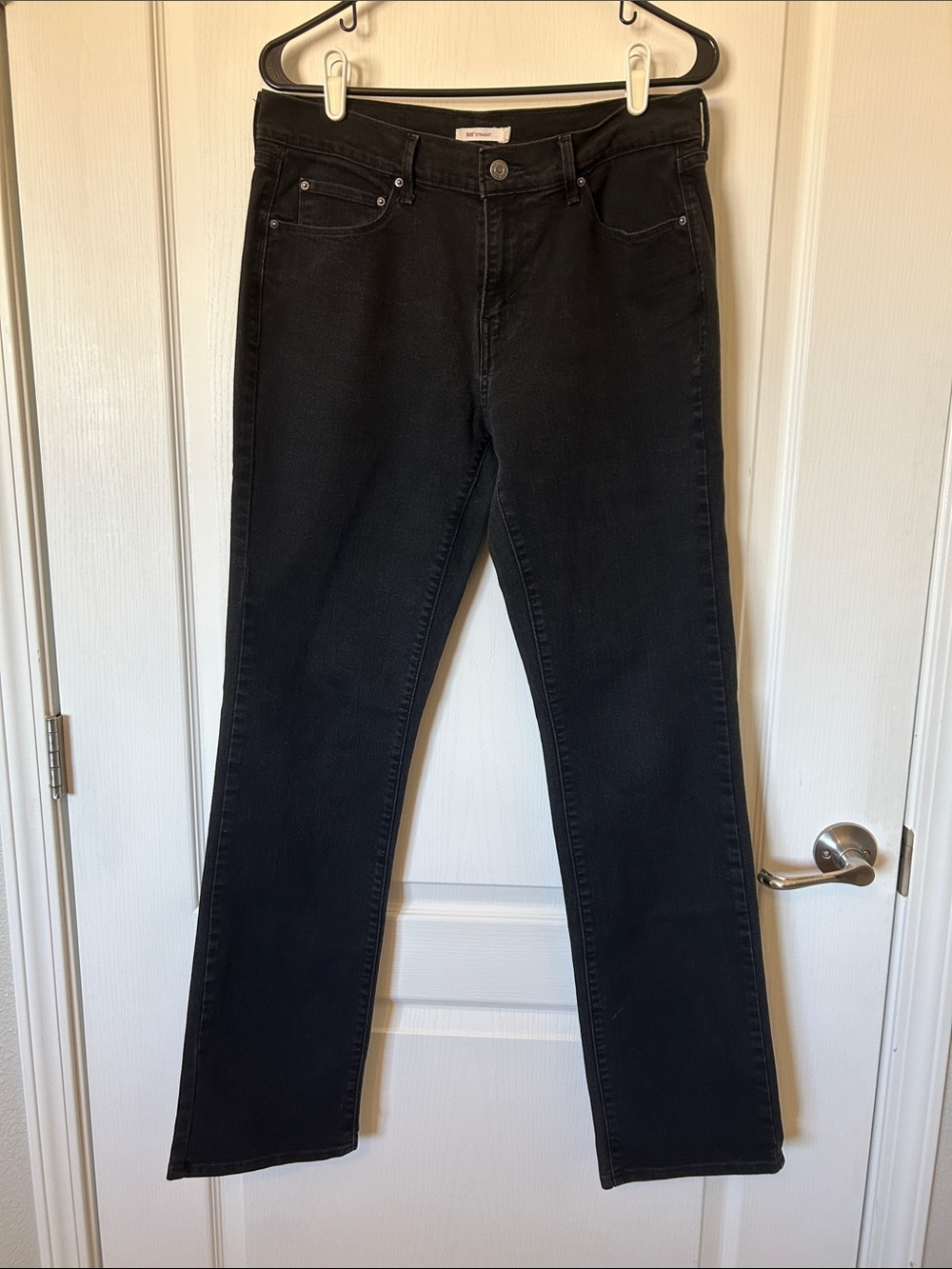 Levi's Black Women's Straight-Leg Jeans